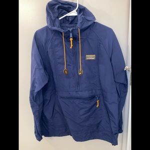 LL Bean pullover windbreaker